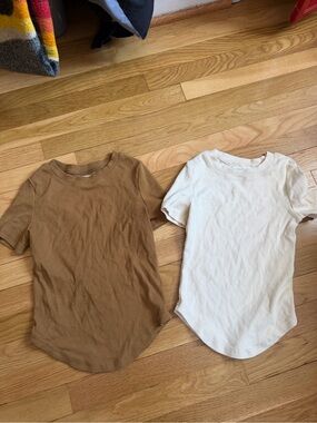 Boheme Goods Short Sleeve Tee in mustard brown/yellow and white/cream